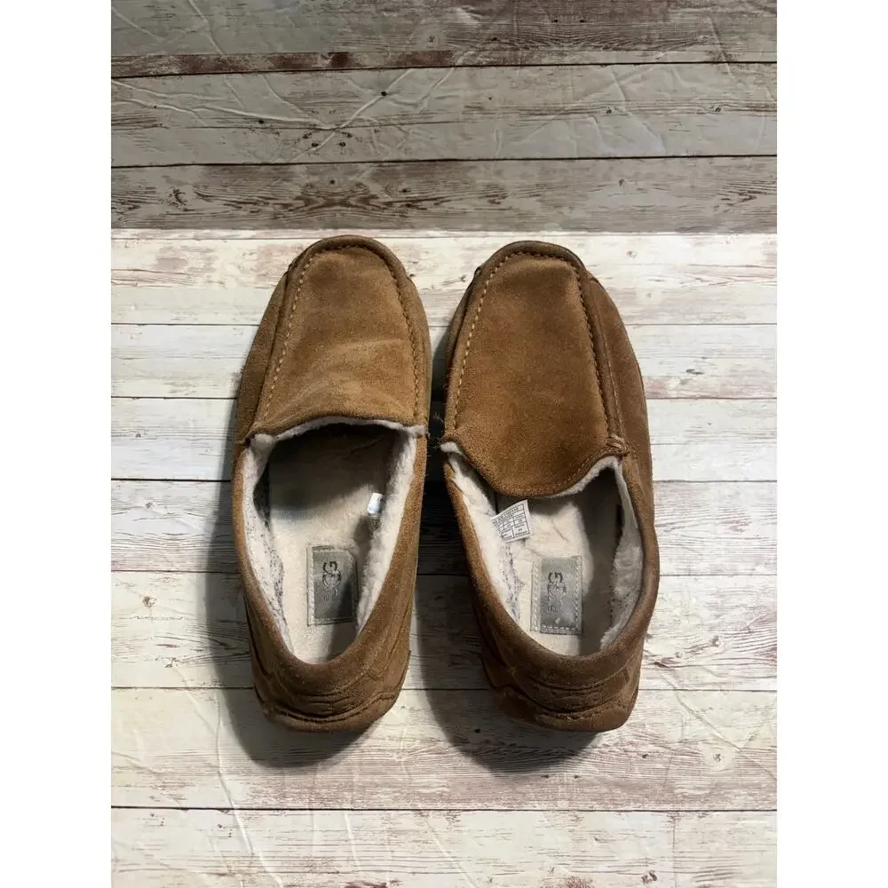 UGG Ascot Suede Slippers Men's Size 11 Sheepskin Slip-On Chestnut Comfy Cozy
